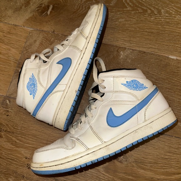 Nike Air Jordan Retro 1 UNC Legend Blue University Blue Mid Sneakers Men’s 8 - Picture 4 of 4